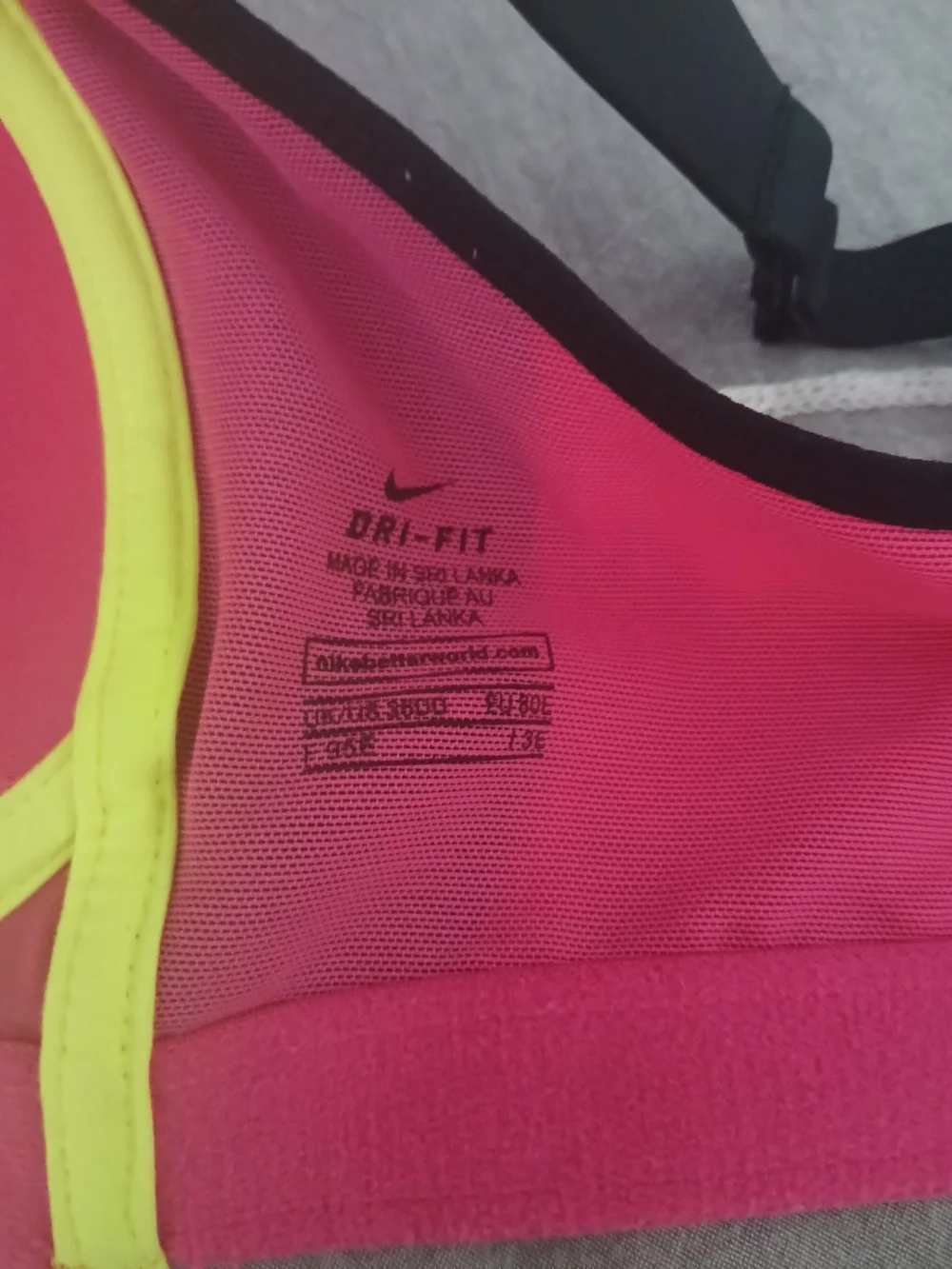 Nike Hot Pink Padded Sports Bra with Contrast Black Straps READ DESSCRIPTION!!